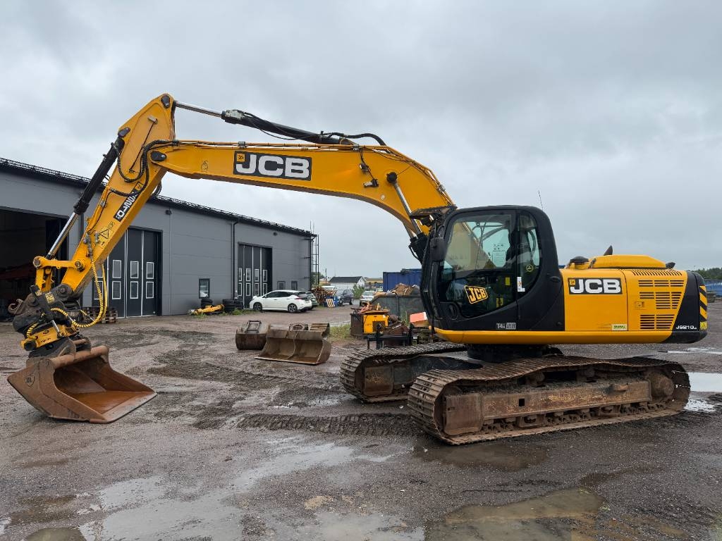 JCB JS 210 LC Centralsmörjning Engcon rototilt