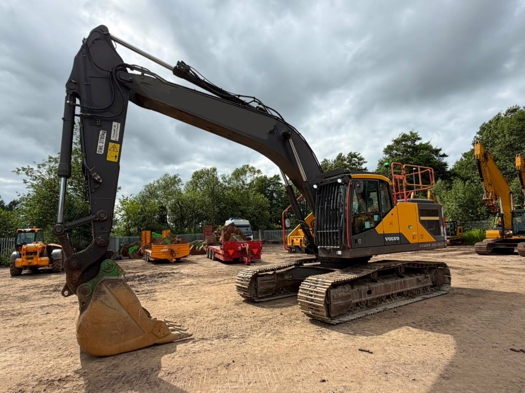 Volvo EC300LC
