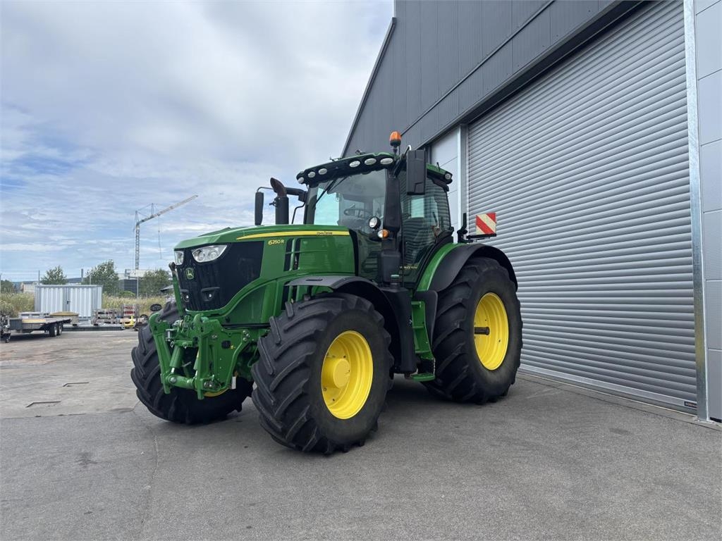 John Deere 6250R - Steckachse, CommandPRO