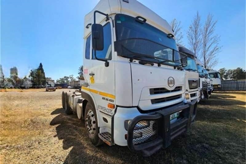 UD TRUCKS QUON