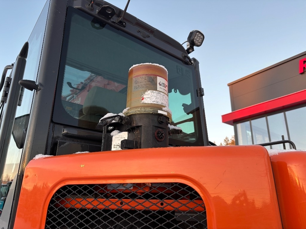 Hitachi ZX 85 US / Engcon, 600mm telat, 3 kauhaa kuva 14