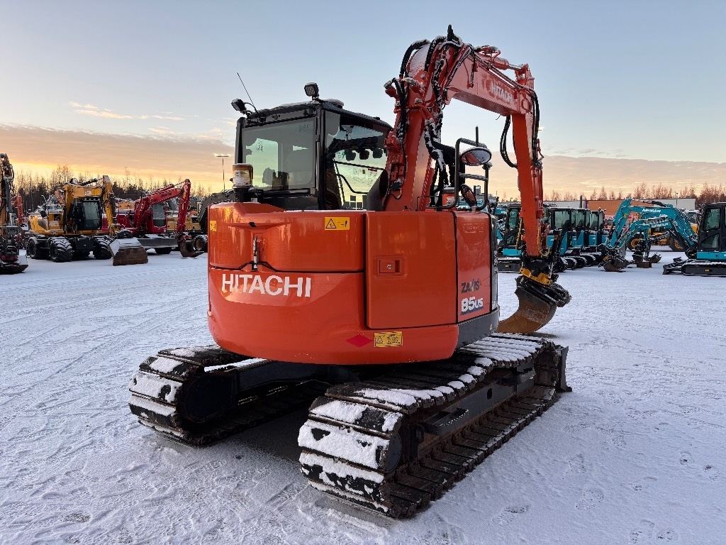 Hitachi ZX 85 US / Engcon, 600mm telat, 3 kauhaa kuva 5