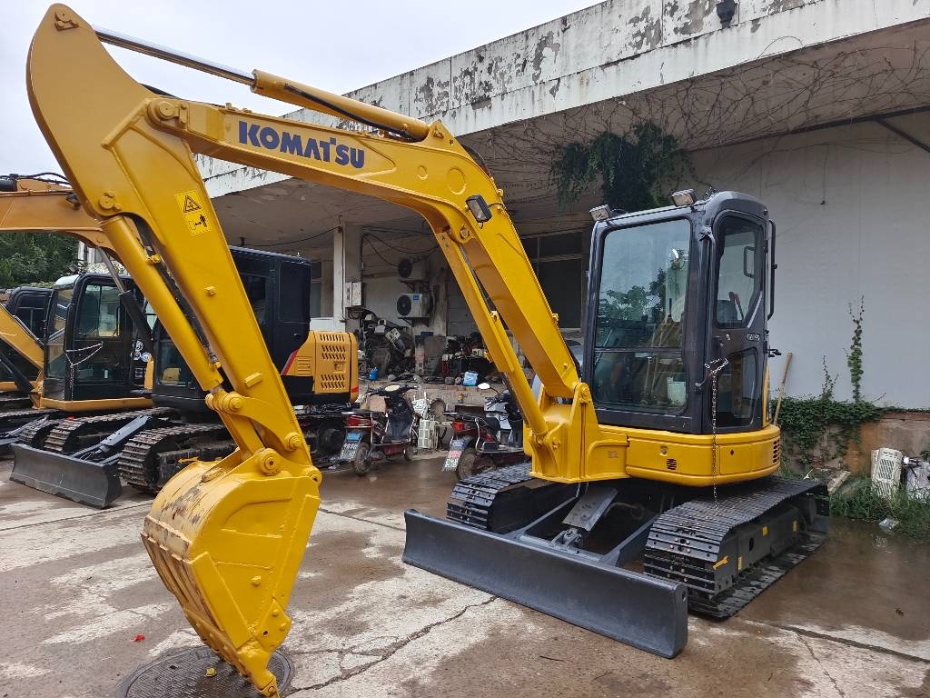 Mini-pelle Komatsu PC 55 MR 3000 units excavators in stock — occasion 2024, 170 h