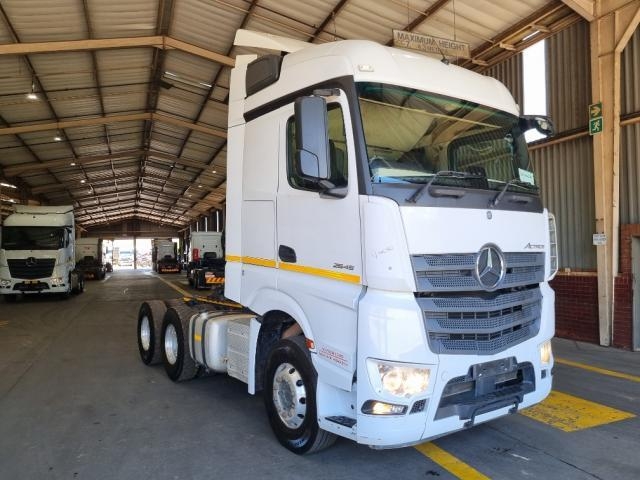 Fuso Actros ACTROS 2645LS/33 STD