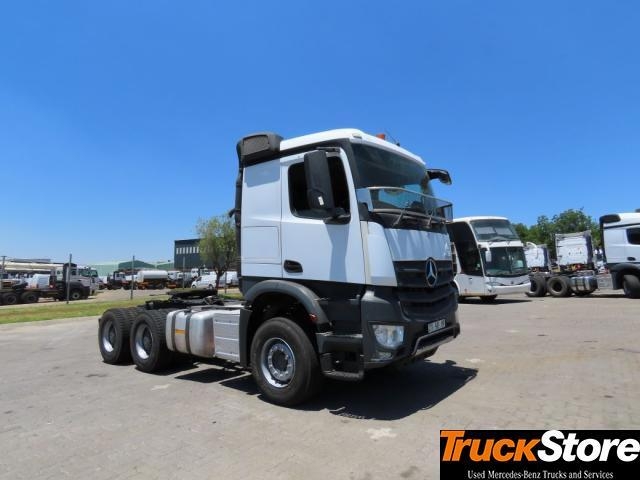 Fuso Canter ACTROS 3345S/33