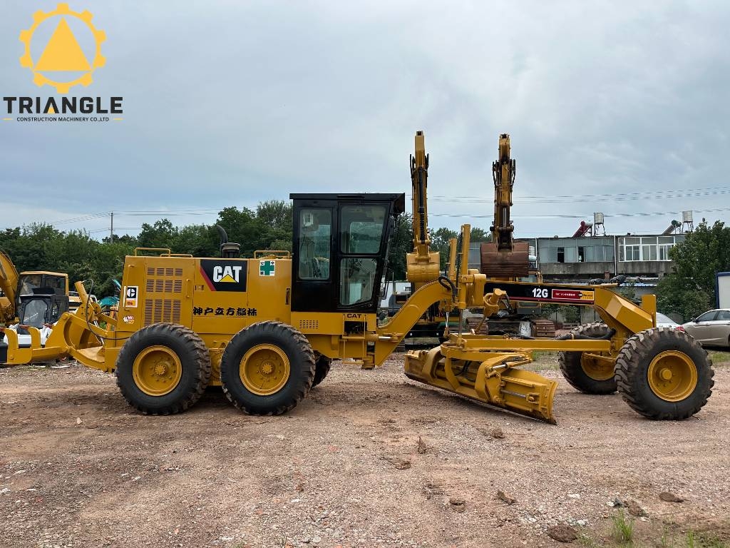 Niveleuse Caterpillar 12 G — occasion 2019, 3 326 h