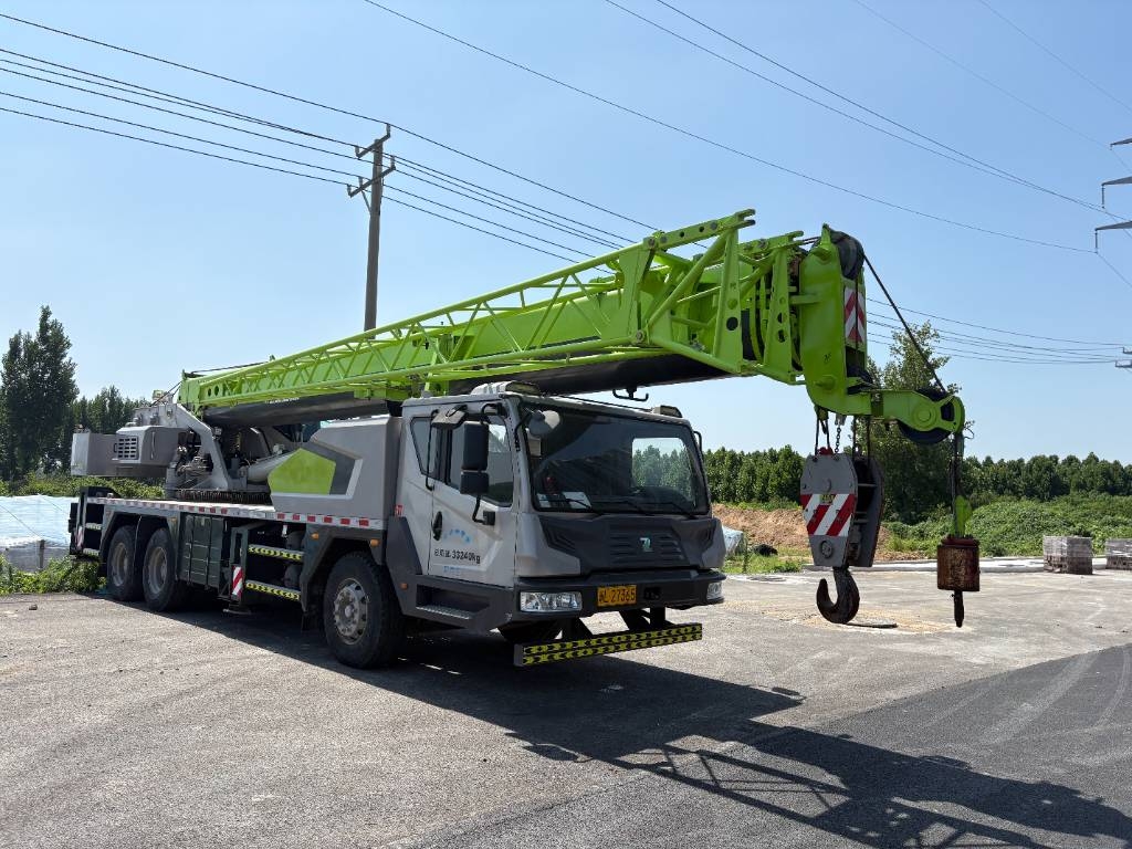 Grue tout-terrain Zoomlion QY25H — occasion 2020, 3 600 h