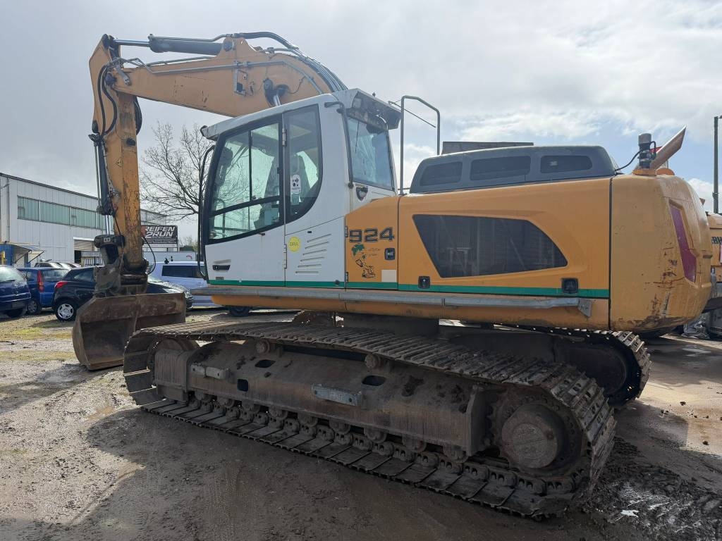 Pelle sur chenilles Liebherr R924 WLC*Bj 2012*7900 H*2 löffel Top maschinen — occasion 2012, 7 900 h