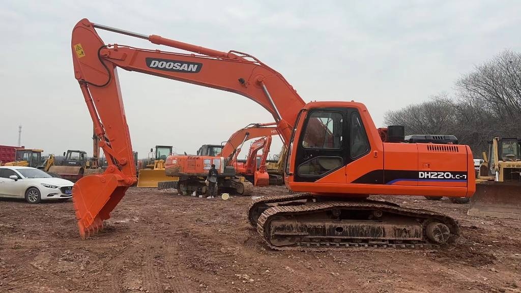 Doosan DH220