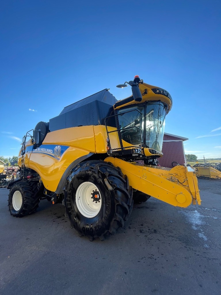 New Holland CX8.80 SL