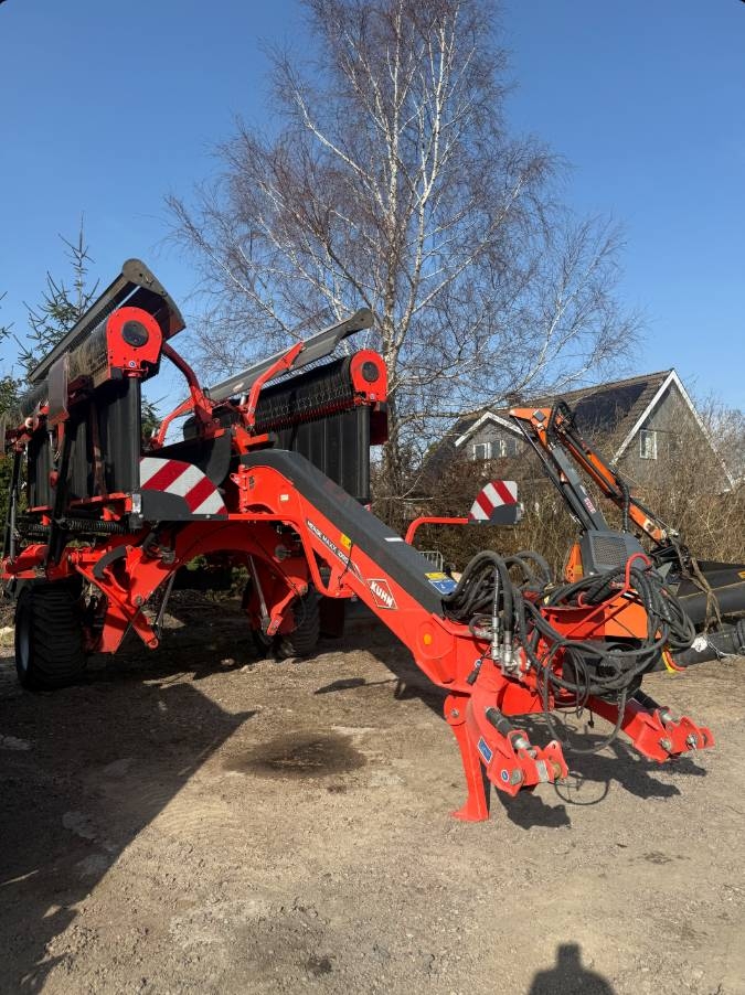 Kuhn Mergemaxx 1090
