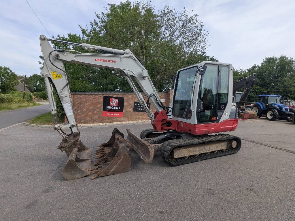 Takeuchi TB 250