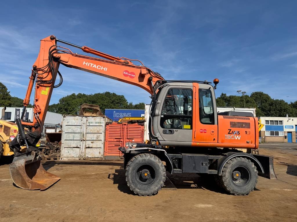 Hitachi ZX 130 W
