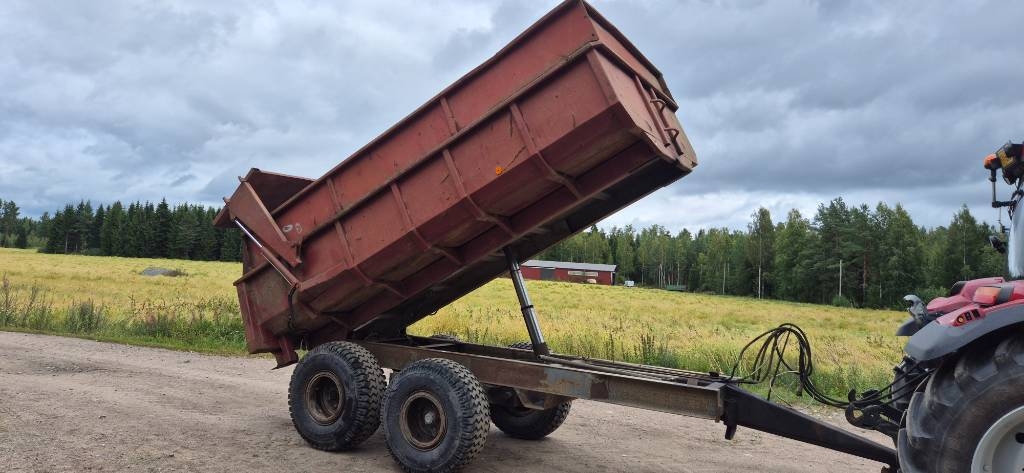 Benne céréalière Teko Maansiirtovaunu 12 tn. — occasion