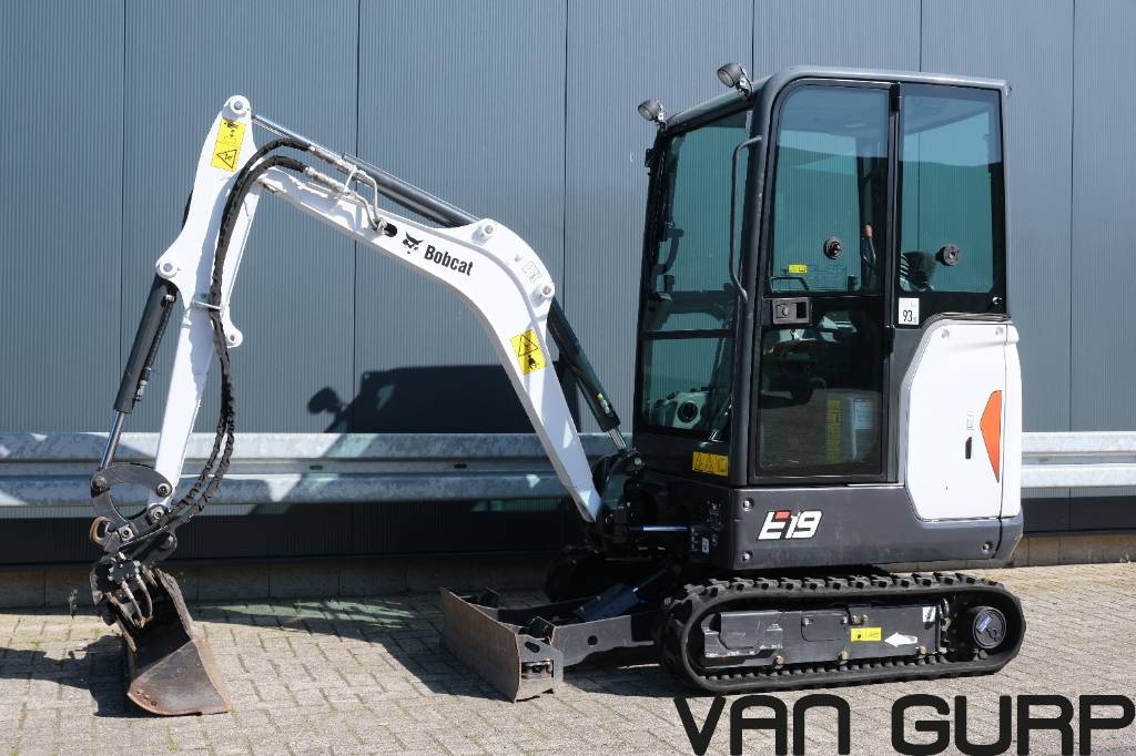 Mini-pelle Bobcat E 19 | 2023 | 300std — occasion 2023, 323 h