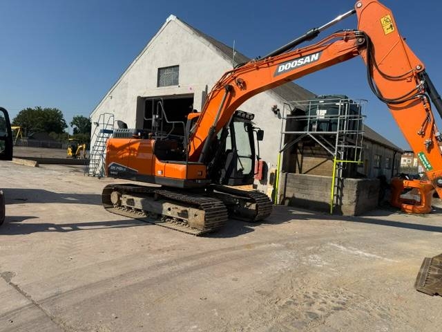 Doosan / DEVELON DX140LCR-7