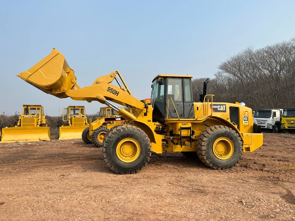 Chargeuse sur pneus Caterpillar 950 H — occasion 2019, 2 400 h