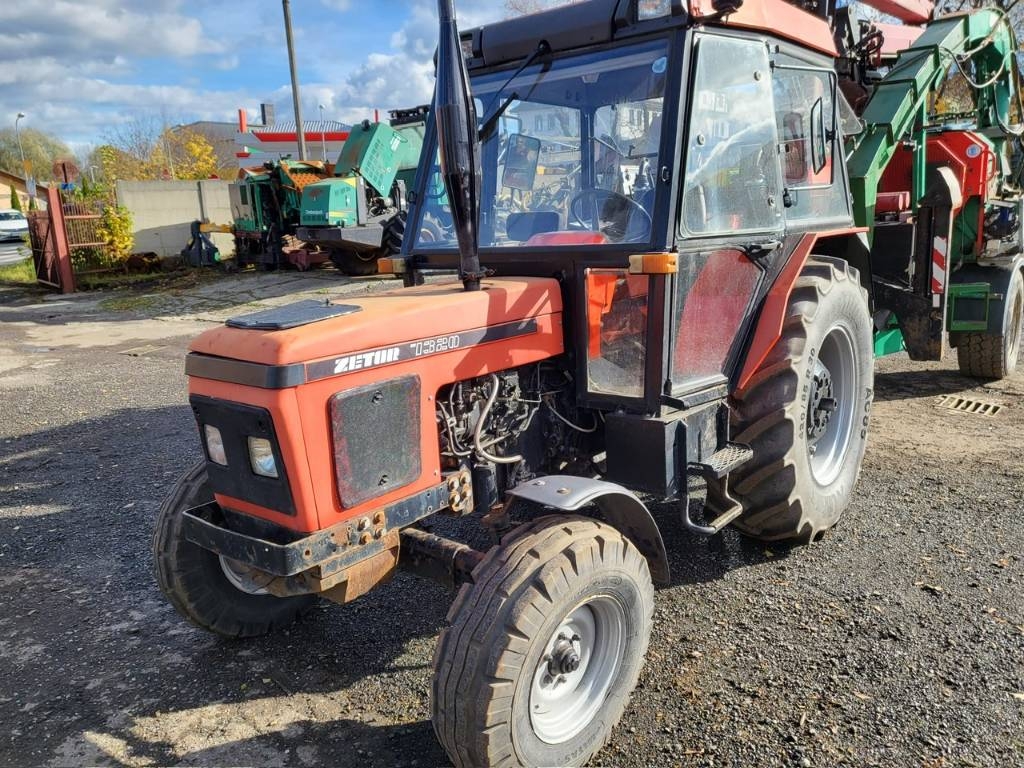 Ciągnik rolniczy Zetor 7320