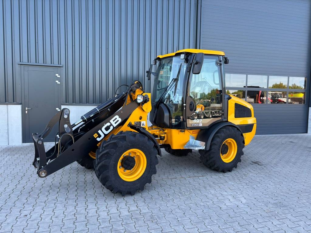 JCB 407