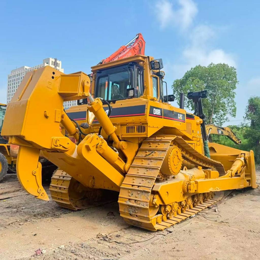 CAT D8R