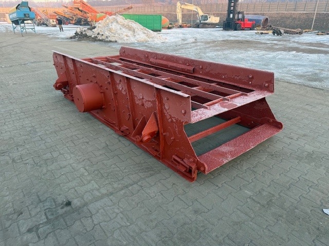 Extec 2-deck aggregate screener