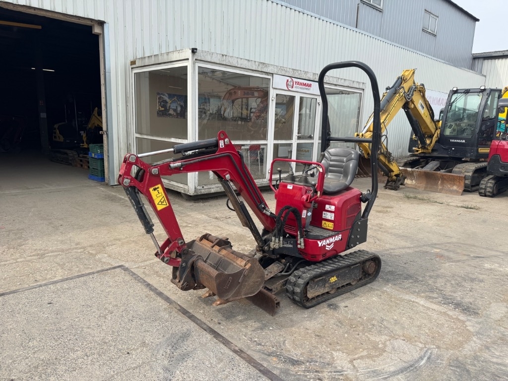 Yanmar SV08 (1F081)