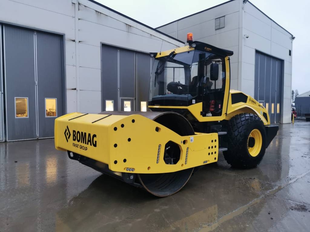 Bomag BW216D-5