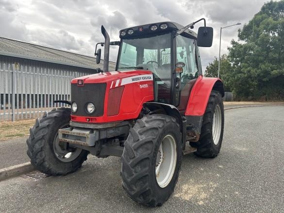 Massey Ferguson 5455 DYNA 4