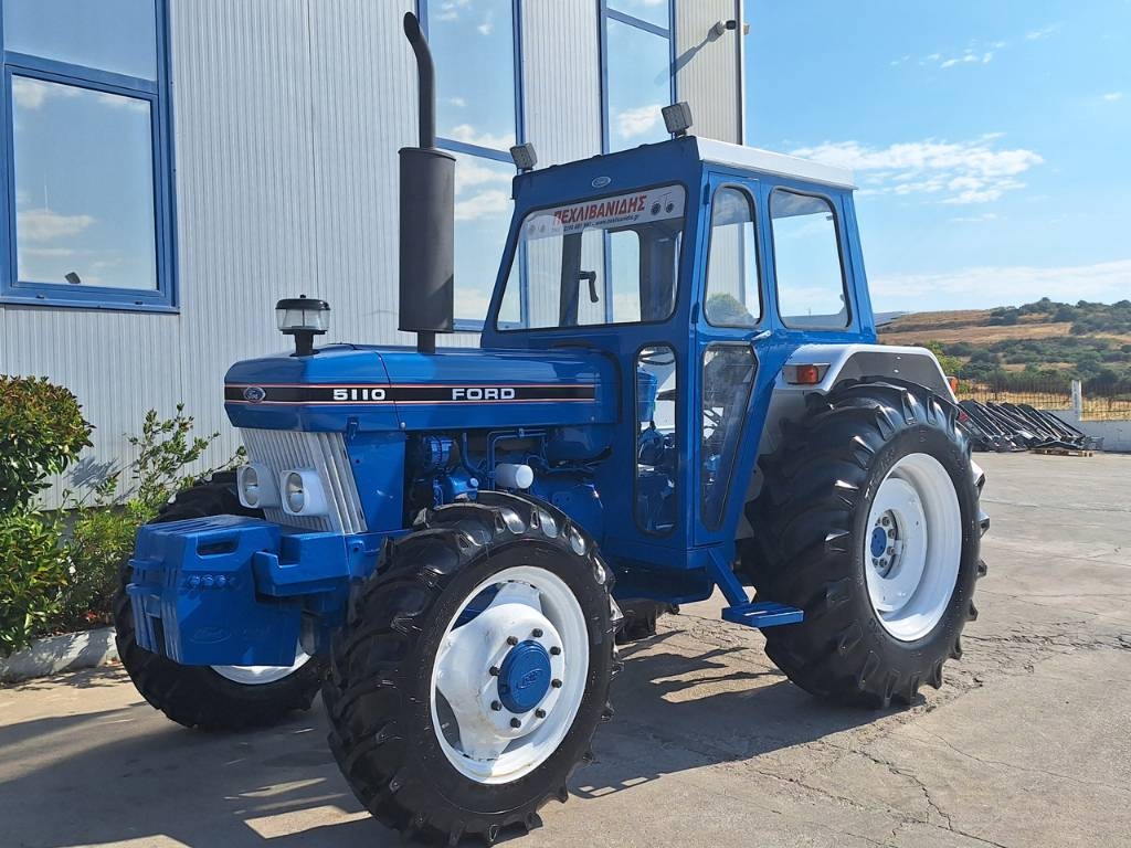 John Deere 6130R tracteur