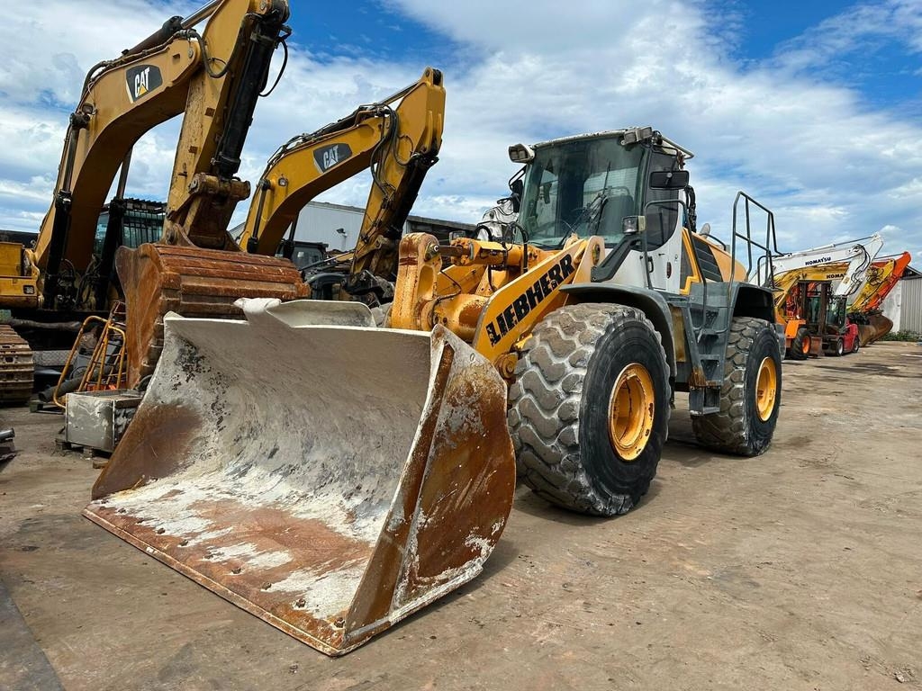 Liebherr L 566 2 Plus 2 / AC / Waage