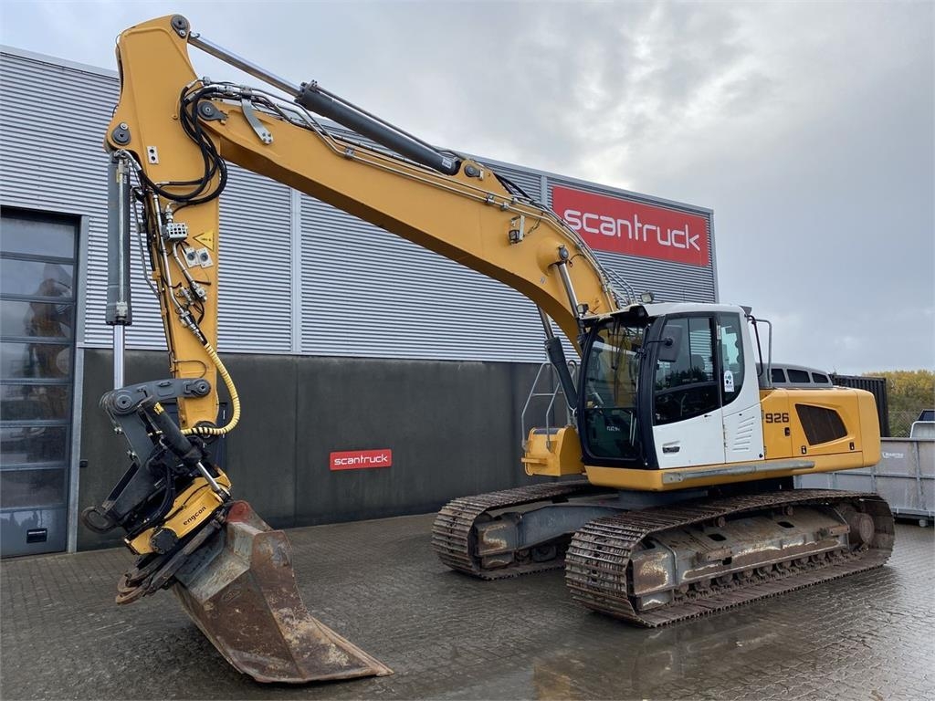 Pelle sur chenilles Liebherr R926LC — occasion 2017, 7 867 h