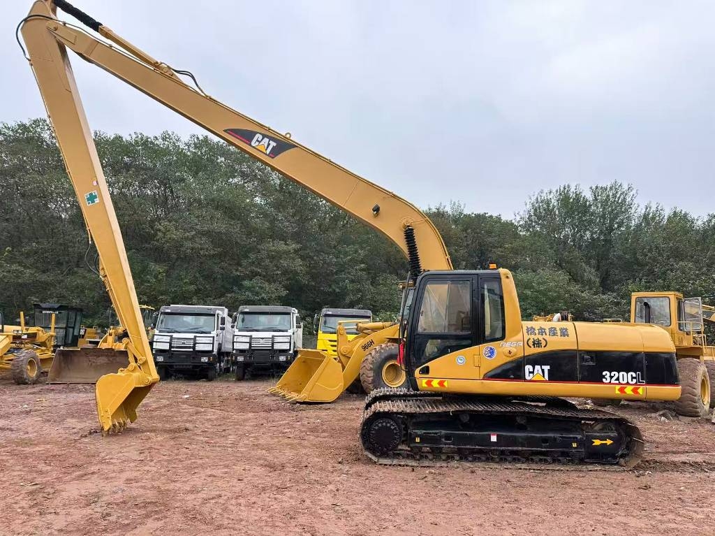 Pelle longue portée Caterpillar CAT 320C CAT 320CL 20tons — occasion 2021, 775 h
