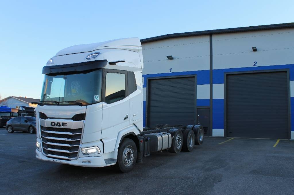 Châssis-cabine DAF XF530 8x2 ADR — occasion 2026