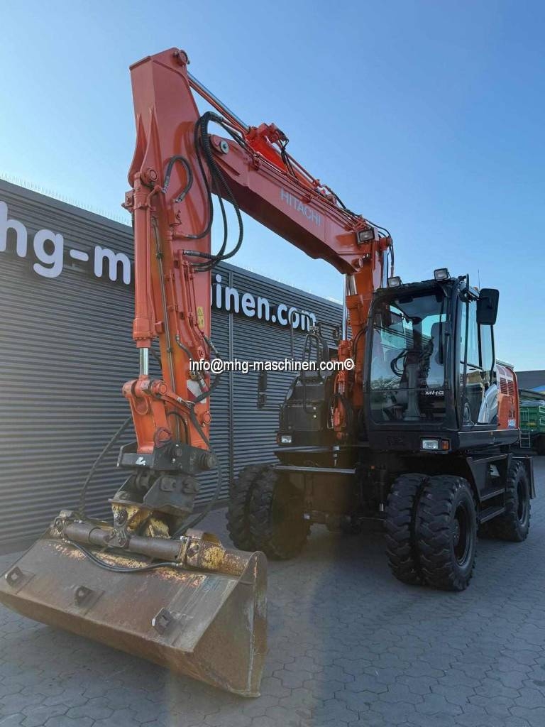 Pelle sur pneus Hitachi ZX 140 W-6, 1.Hd. nur 2477 h — occasion 2017, 2 477 h