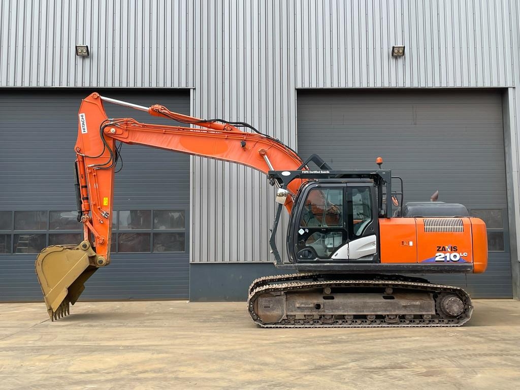 Hitachi ZX210LC-6