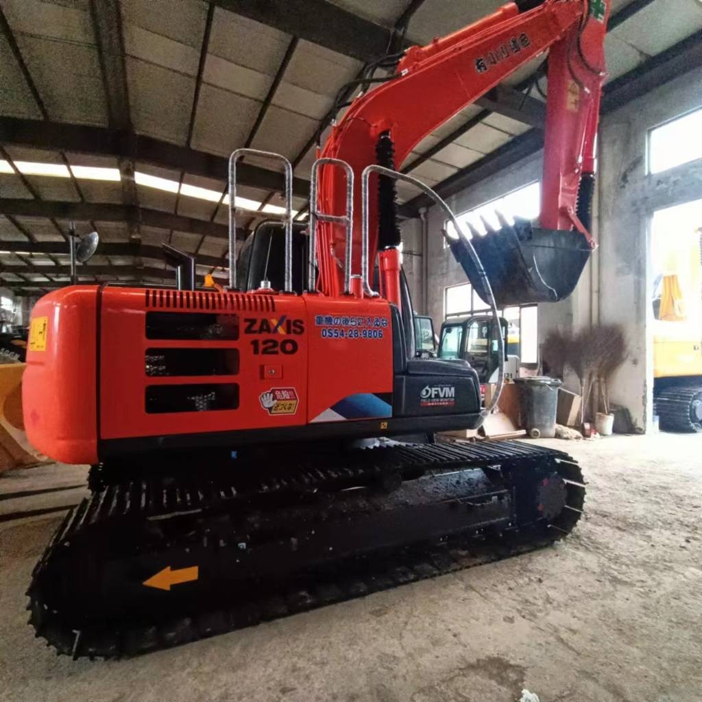 Pelle sur chenilles Hitachi ZX 120 — occasion 2023, 800 h