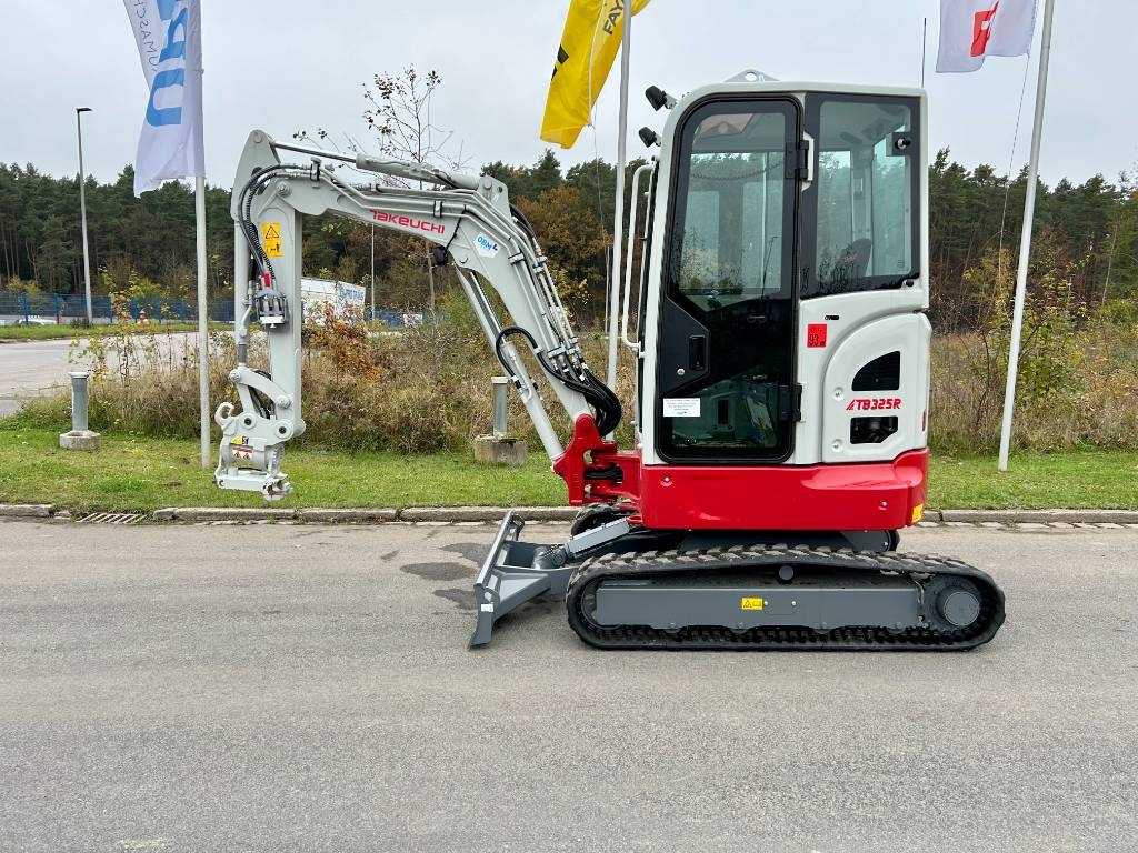 Mini-pelle Takeuchi TB 325RA V3 — occasion 2023, 550 h