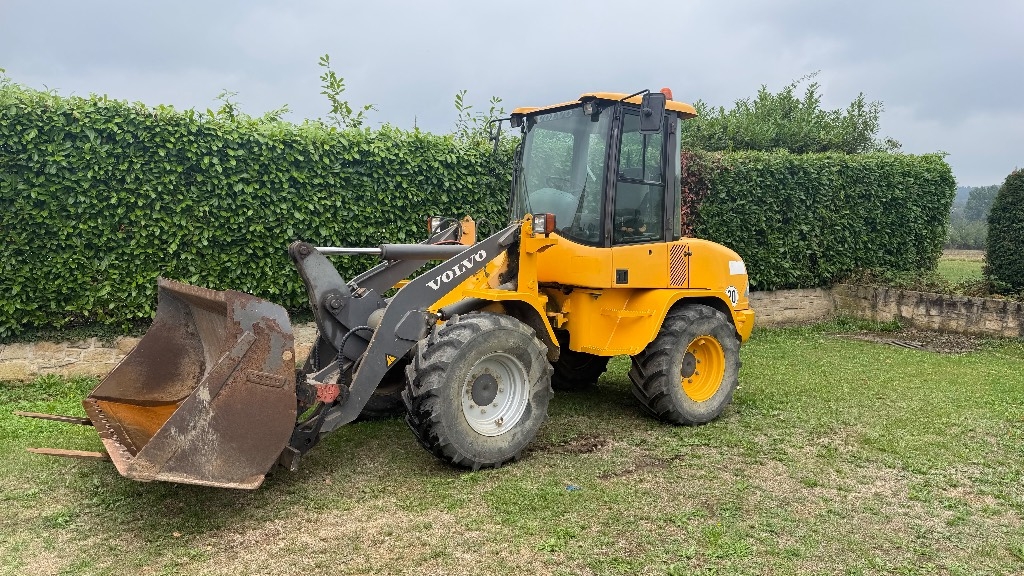 Chargeuse sur pneus Volvo L 30 B — occasion 2007, 9 315 h