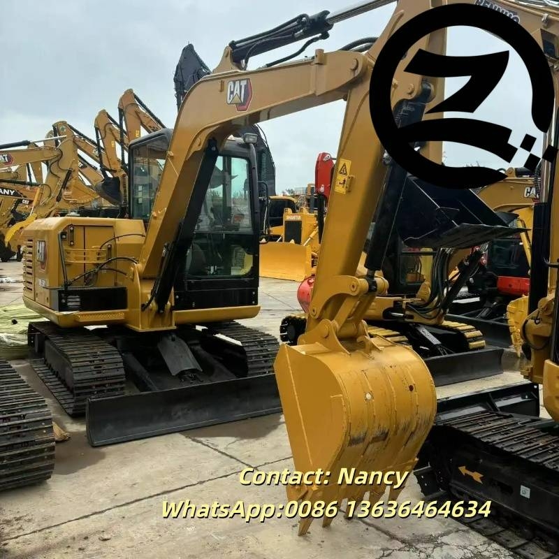 Pelle sur chenilles Caterpillar 305.5 E2 — occasion 2025, 857 h