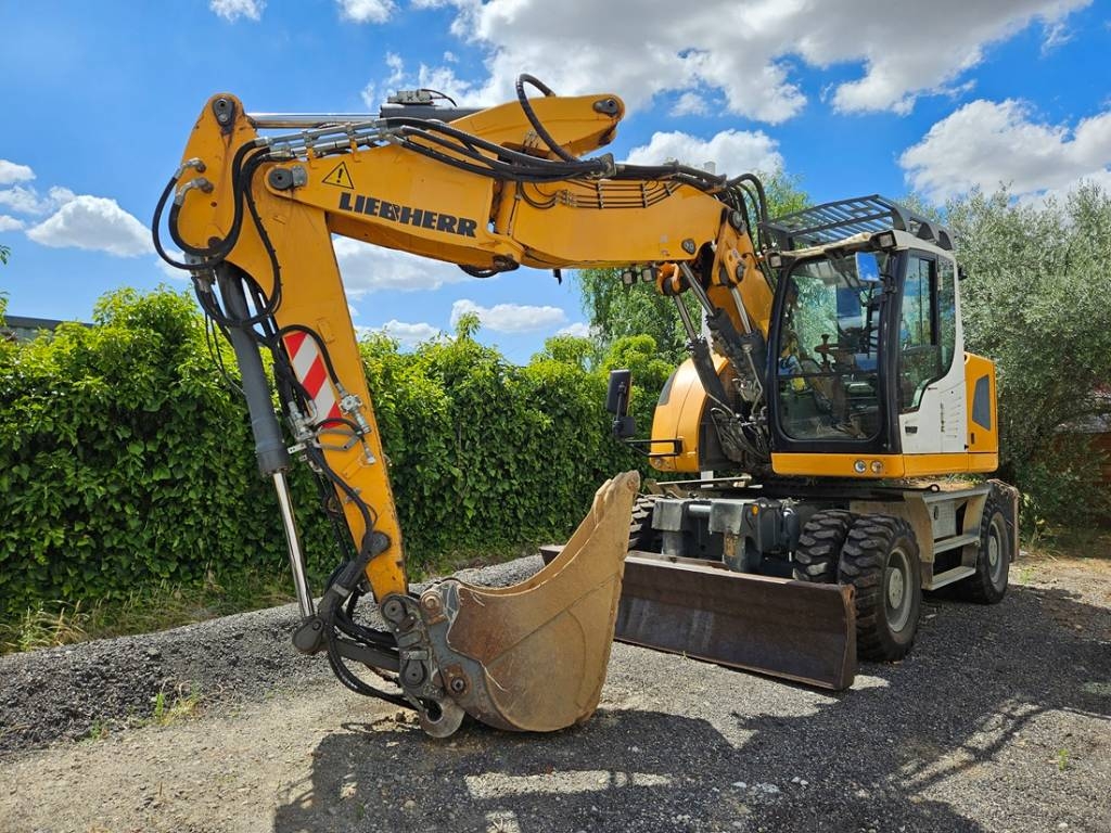 Liebherr A 918 Compact Litronic