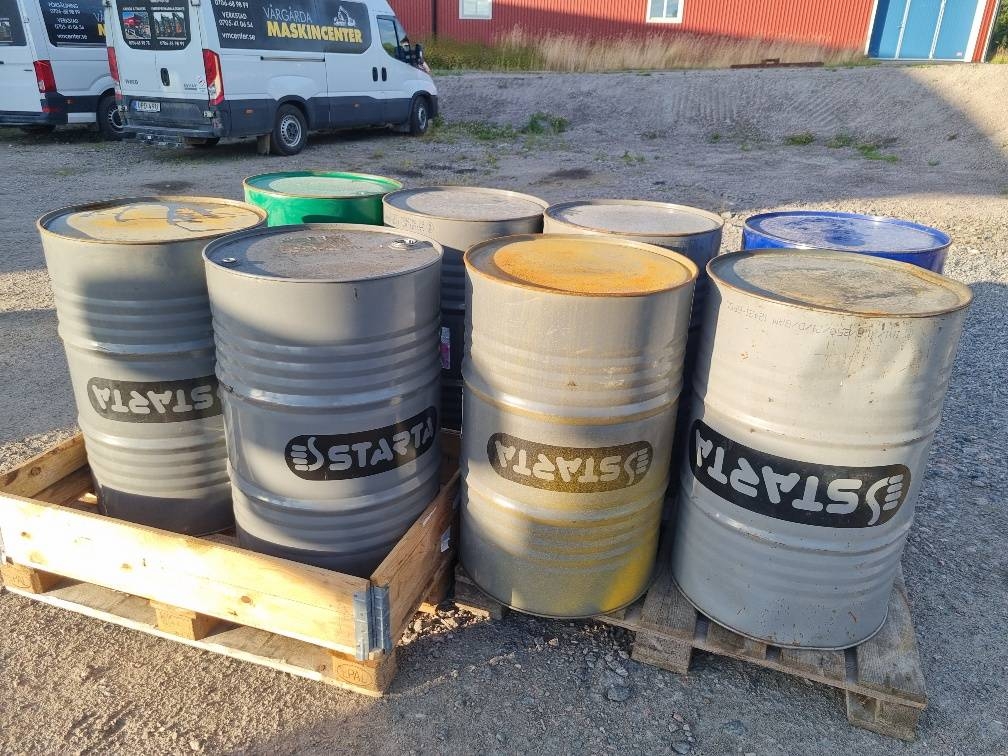 Begagnade oljefat Bortskänkes