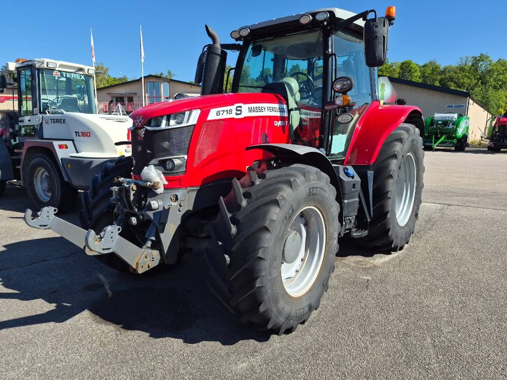 Massey Ferguson 6718 S