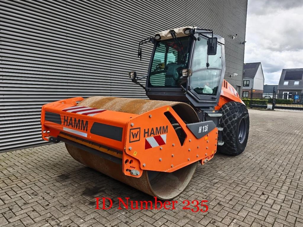 Rouleau à pneus Hamm H13i Topcon GX 55 3D — occasion 2021, 1 607 h