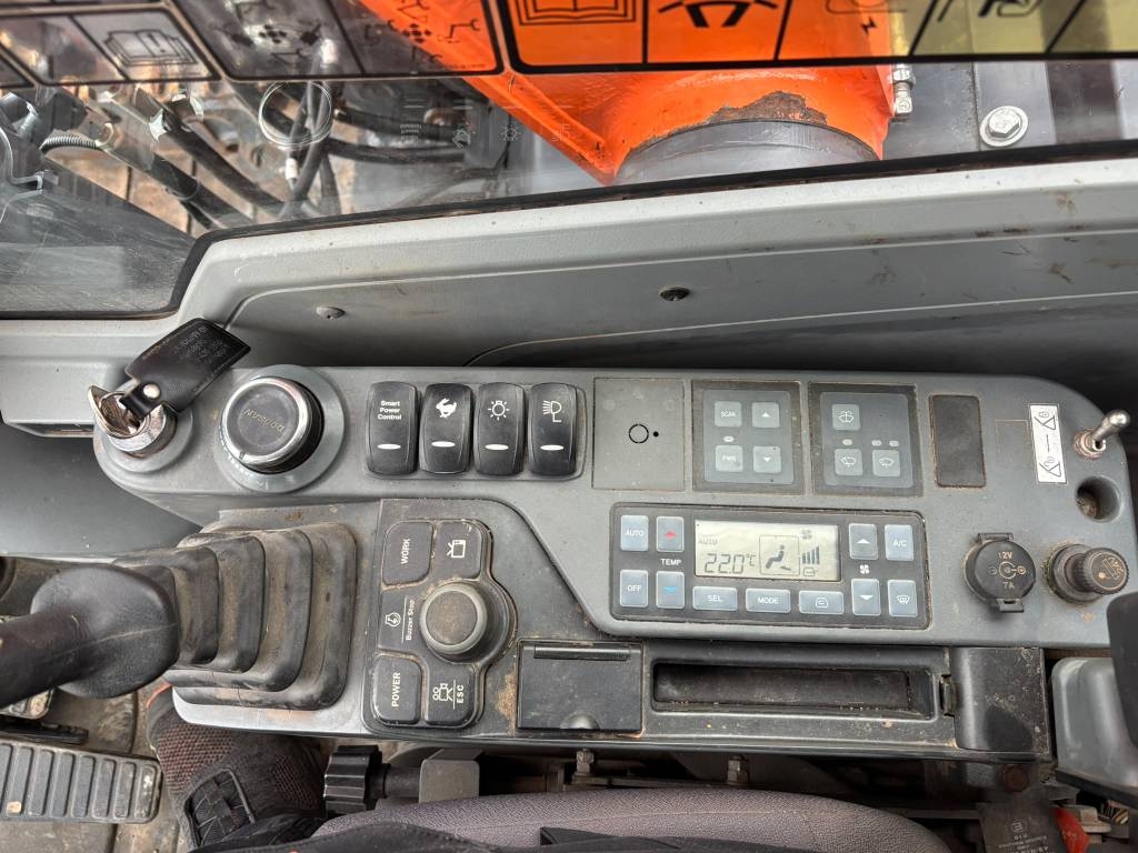 Doosan DX 140 LCR-5/ Kallistuva kauha, Pienet tunnit kuva 22