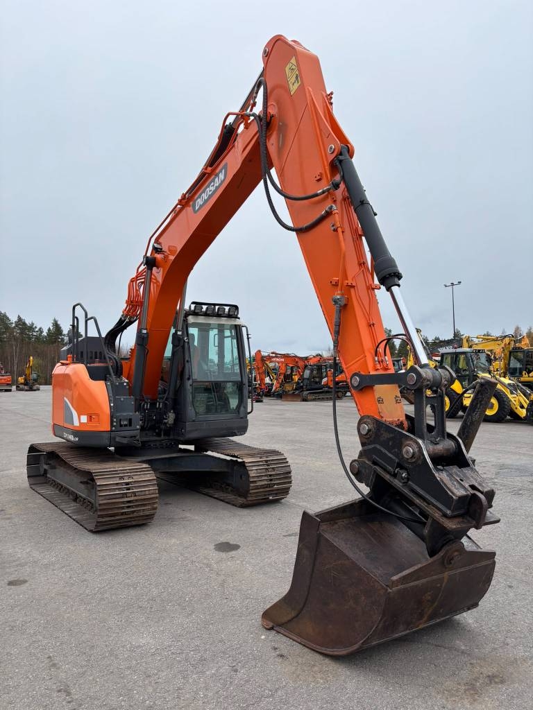 Doosan DX 140 LCR-5/ Kallistuva kauha, Pienet tunnit kuva 5