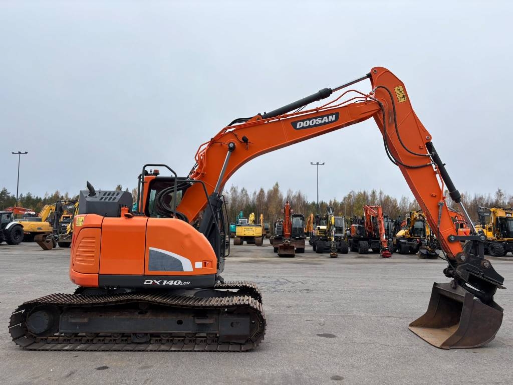 Doosan DX 140 LCR-5/ Kallistuva kauha, Pienet tunnit kuva 7