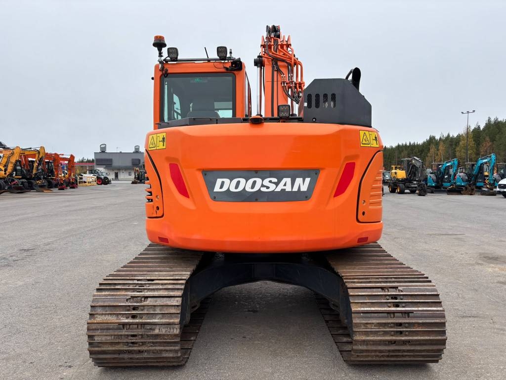 Doosan DX 140 LCR-5/ Kallistuva kauha, Pienet tunnit kuva 9