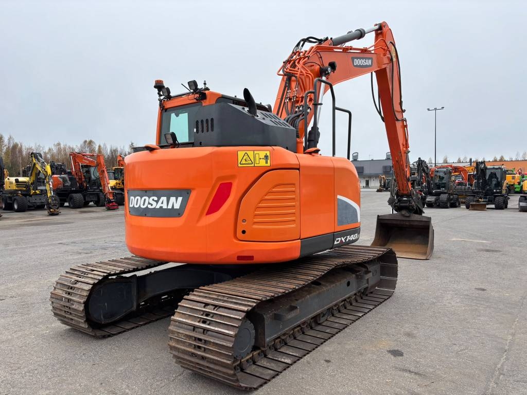 Doosan DX 140 LCR-5/ Kallistuva kauha, Pienet tunnit kuva 8