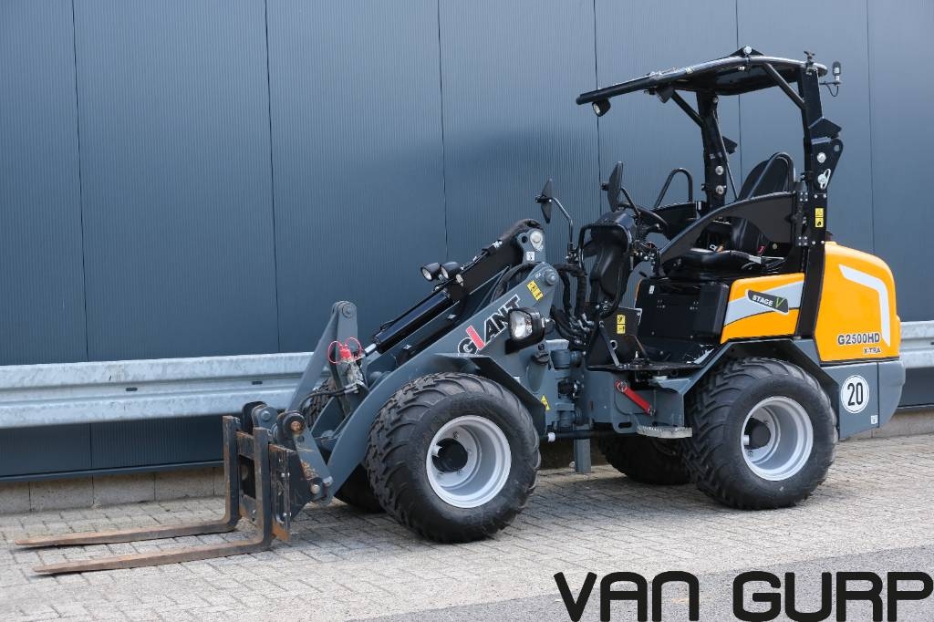 Chargeuse sur pneus GiANT G 2500 X-Tra | 2024 | 465h — occasion 2024, 465 h