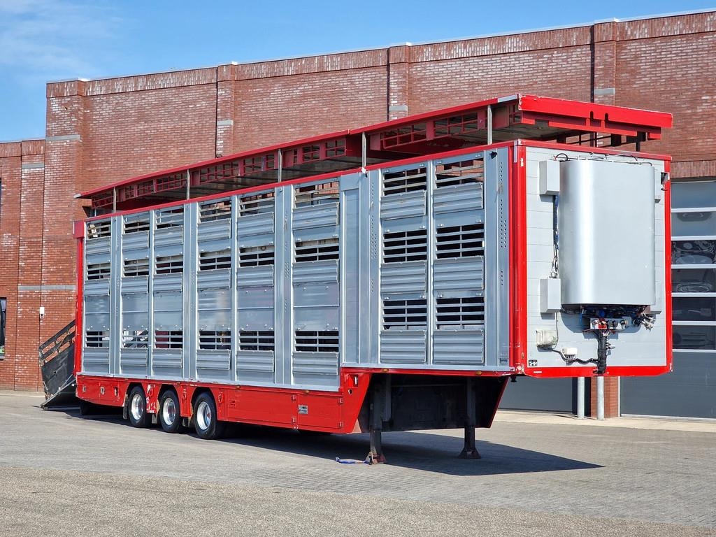 Finkl SAV35 - 3/3 deck livestock - Ventilation - Lifting